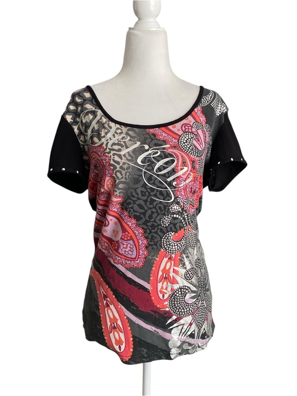Deron Y2K Black studded cut back Paisley Mixed Print Short Sleeve Top